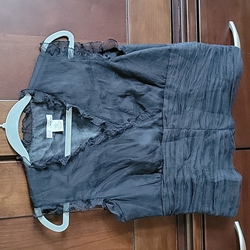 WD. NY Ladies top